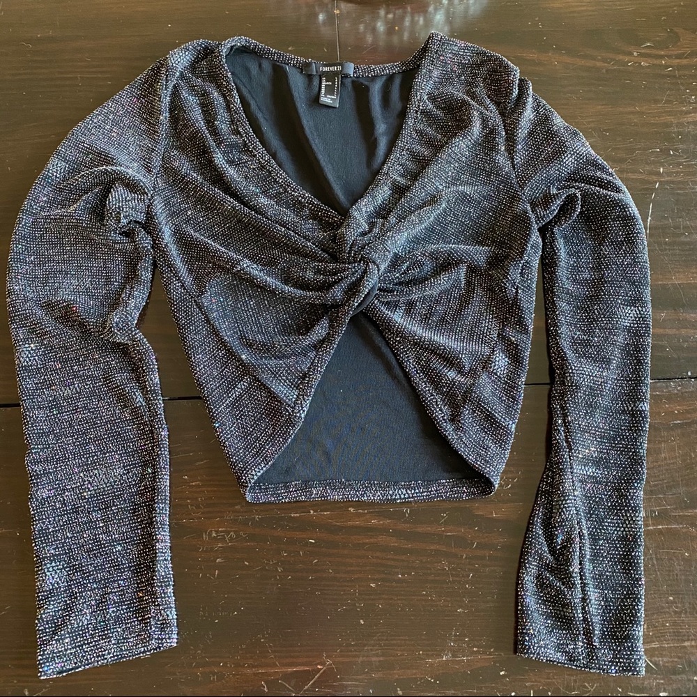 Black sparkly long sleeve crop top